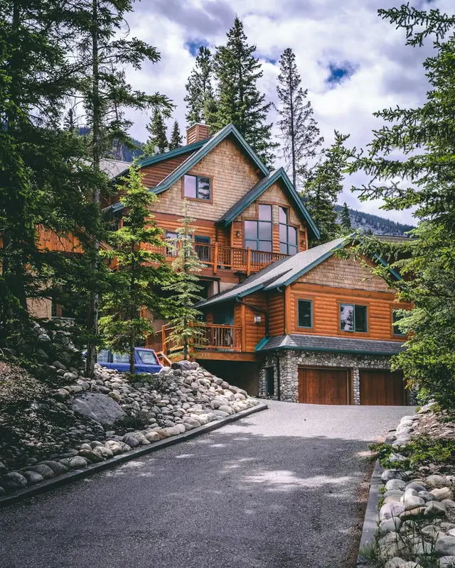 Esquire.Homes Premium Domain
